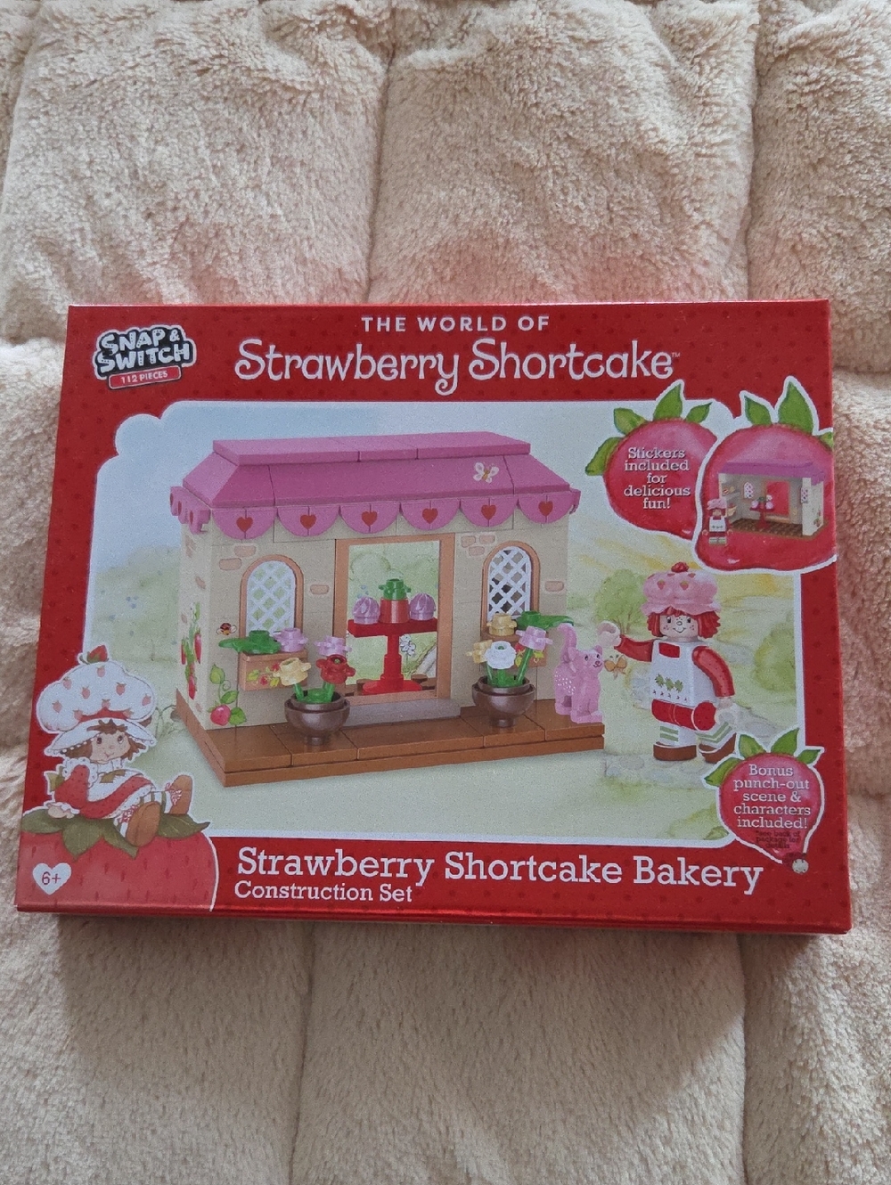 Strawberry Shortcake Bakery Construction Set - Pink & Red